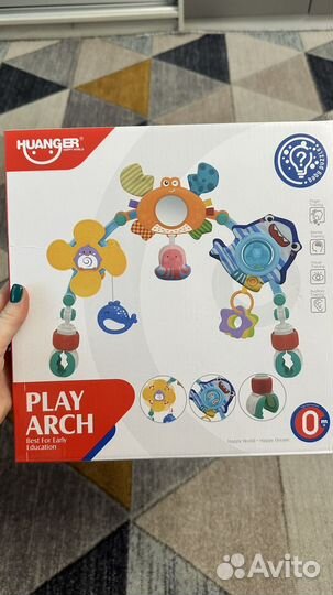 Дуга с игрушками универсальная для новорожденных