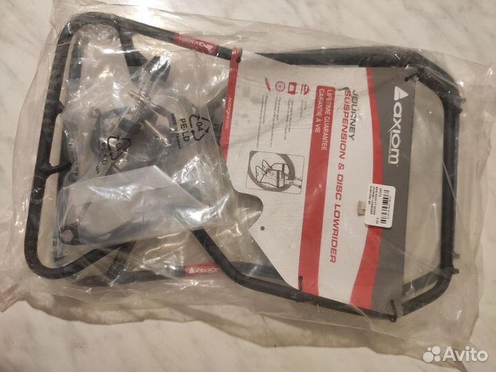 Велобагажник на переднюю вилку велосипеда