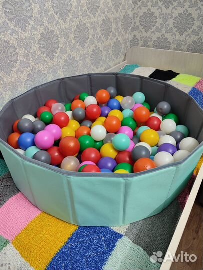 Сухой бассейн с шариками - 200 шт