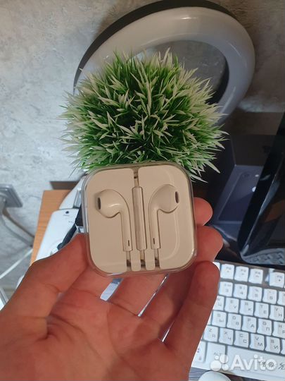 Наушники EarPods lightning оригинал