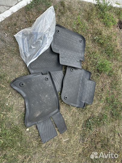 Резиновые коврики для Lexus gs350