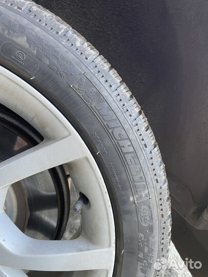 Michelin Pilot Alpin 245/45 R18