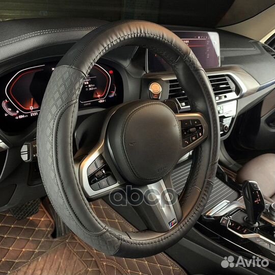 Оплетка на руль (M 38 см нат. кожа) черная с пе