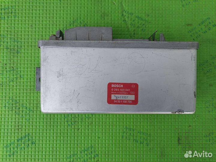 Блок управления ABS BMW 3 E30