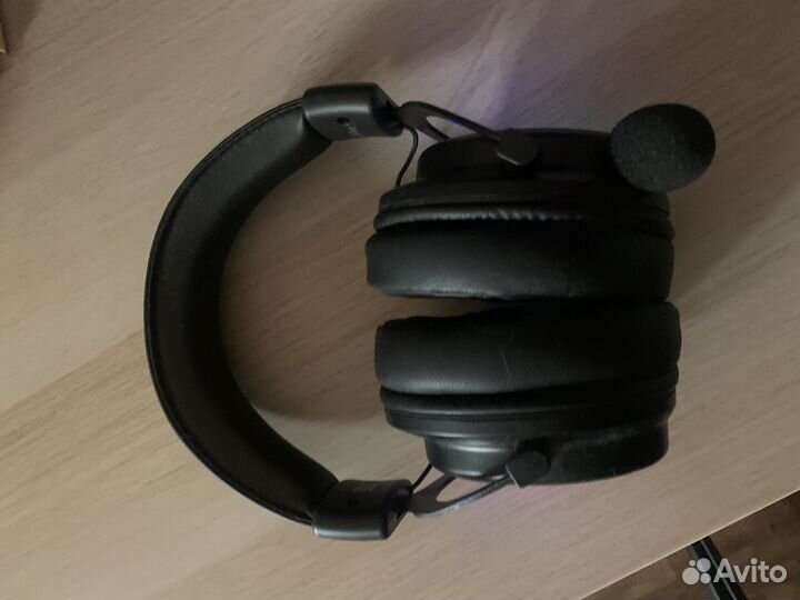 Беспроводные игровые наушники с микрофоном