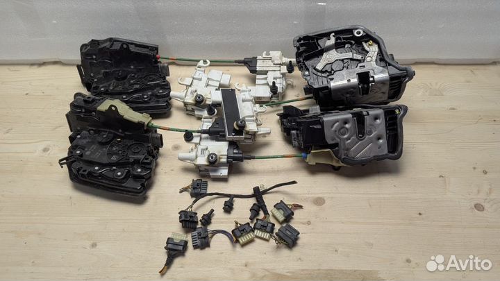 Доводчики дверей BMW G30 F90