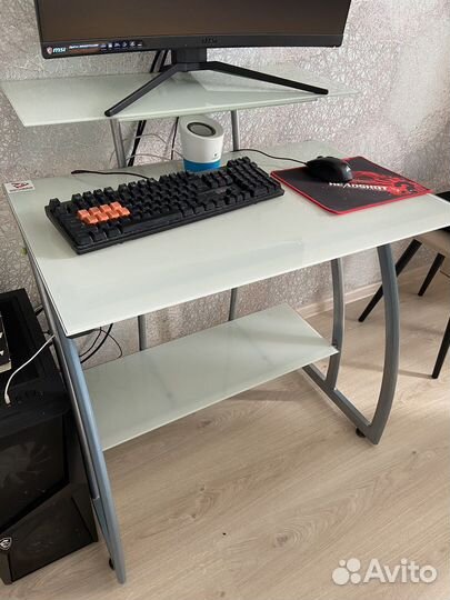 Компьютерный стол бюрократ gd-010 white (без подст