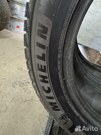 Michelin X-Ice Snow SUV 265/50 R20