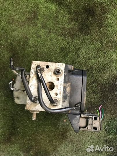 Блок abs Volkswagen Passat B5 ADR 1.8 2000