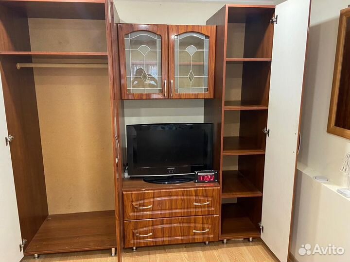 Шкаф стенка