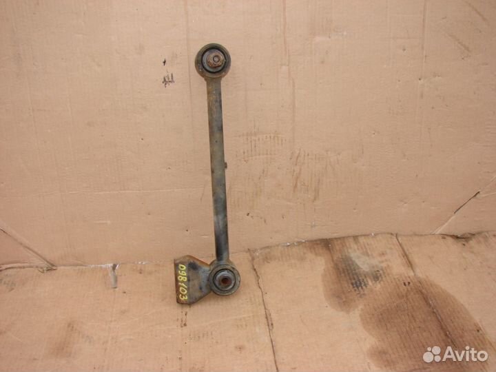 Задняя реактивная тяга Nissan patrol y61 2002г