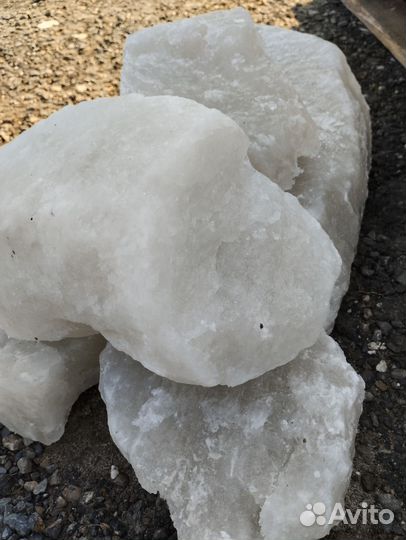 Соль глыба лизунец для животных