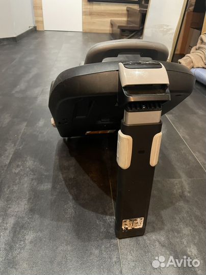 Автолюлька maxi cosi с базой