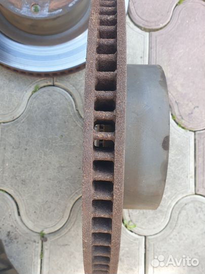 Тормозные диски и колодки lexus570 LC200 Tundra