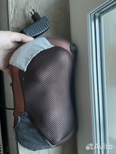 Шейный массажер