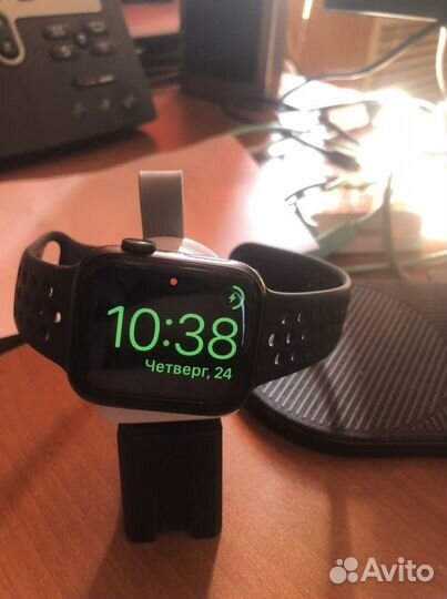 Безпооводное зарядное устройство apple watch