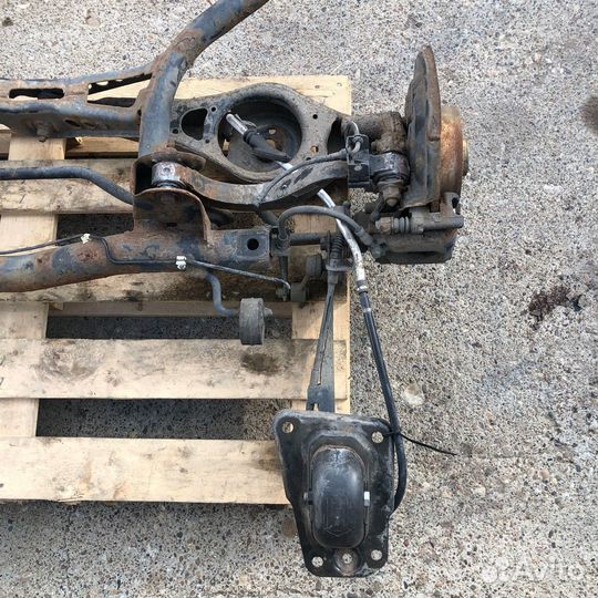 Балка задняя (подрамник) в сборе skoda Octavia A5