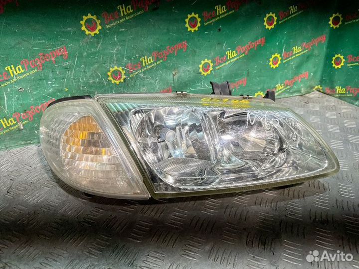Фара передняя правая Nissan Almera N16