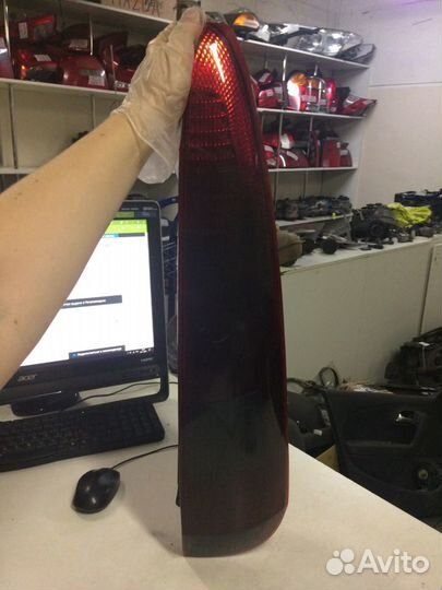 Фонарь правый Ford Fusion 2002-2005 до рестайлинг