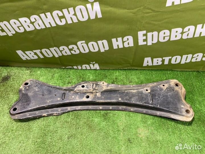Балка поперечная передняя Toyota Vista SV40 4S-FE