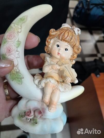 Фигурка статуэтка ангел