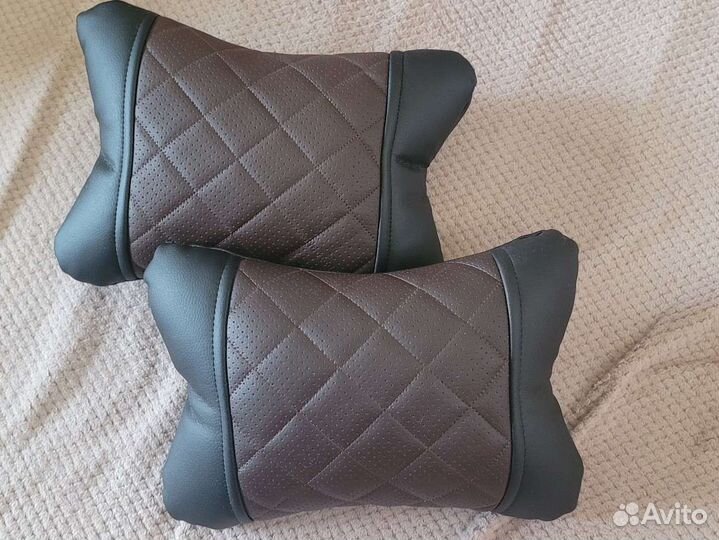 Автомобильные подушка новые 2шт