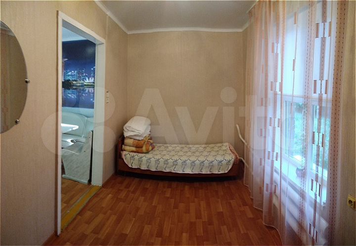 2-к. квартира, 40 м², 1/1 эт.