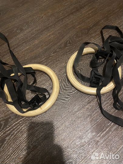 Кольца спортивные гимнастические