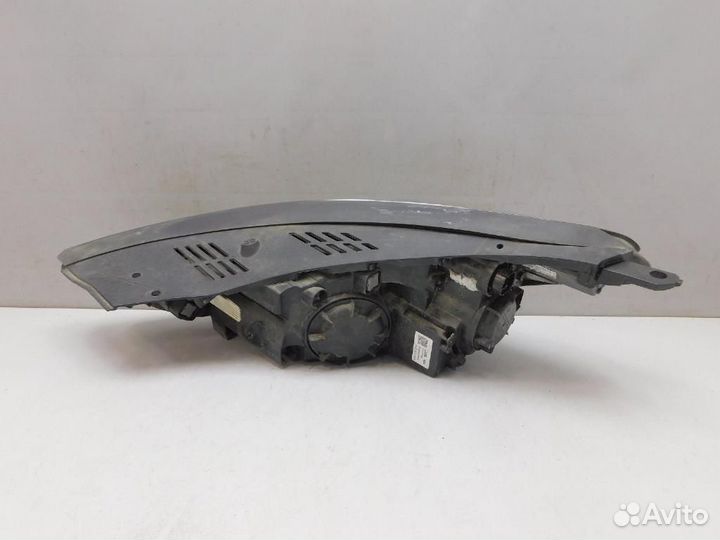 Фара правая Hyundai Tucson