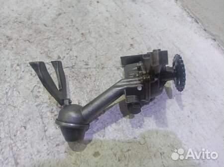 Насос масляный A6021801001