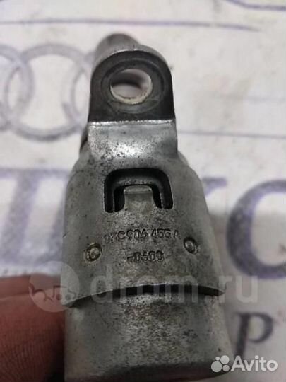 Клапан электромагн. изменения фаз грм VW Golf V V