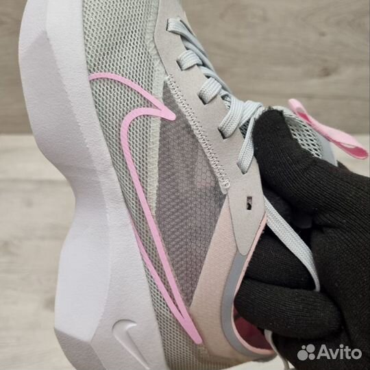 Кроссовки женские Nike 37-39 новые