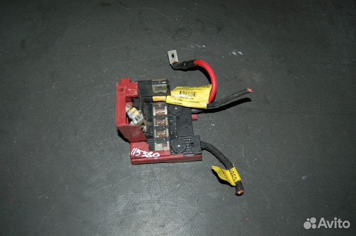 Клемма АКБ плюс