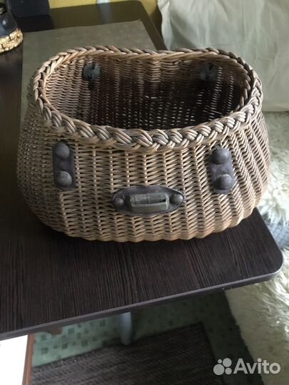 Старинная корзина (натуральное дерево)