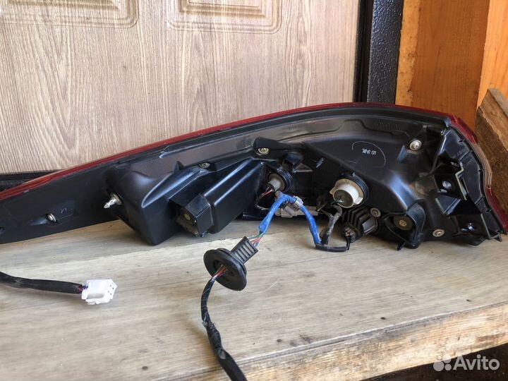 Продам стоп сигналы камри70-71