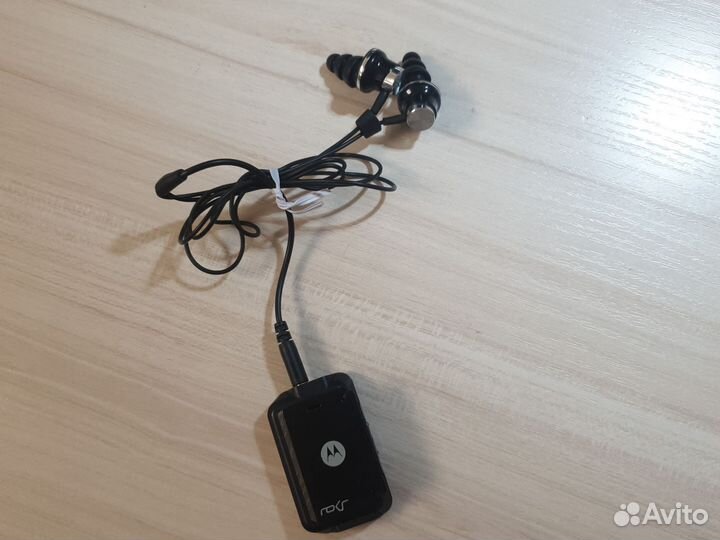 Беспроводные наушники Motorola M605 rokr