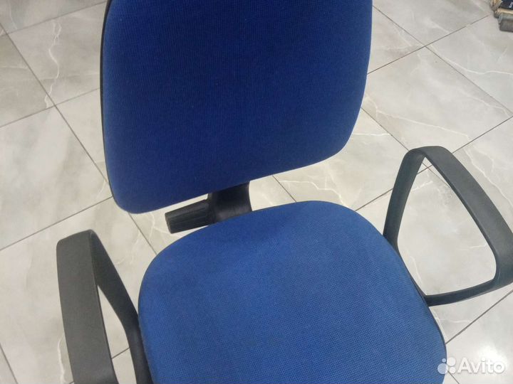 Компьютерное кресло