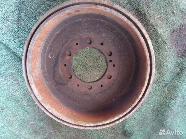 Тормозной барабан задний правый Toyota Hilux Pick