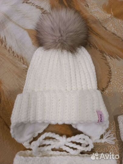 Комплект шапка и снуд варежки