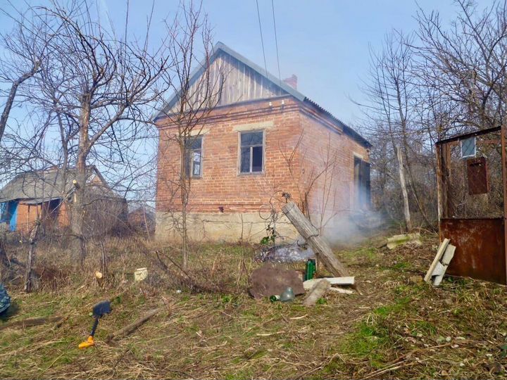 Дом 27 м² на участке 15 сот.