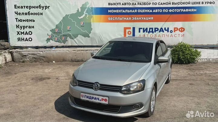 Ремень безопасности передний левый Volkswagen Polo