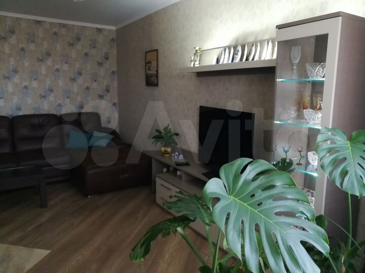 2-к. квартира, 64,4 м², 10/16 эт.