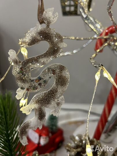 Елочные игрушки змейки-символ 2025 года