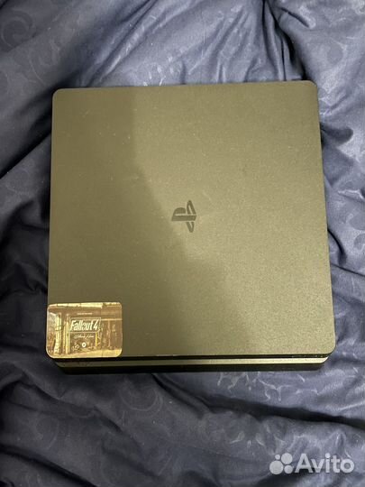 Игровая приставка ps4 pro