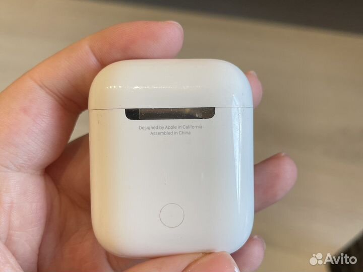 Airpods зарядный футляр