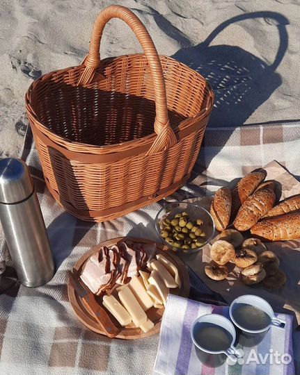 Корзина плетеная из бумажной лозы