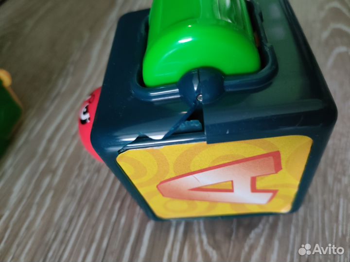 Развивающие игрушки