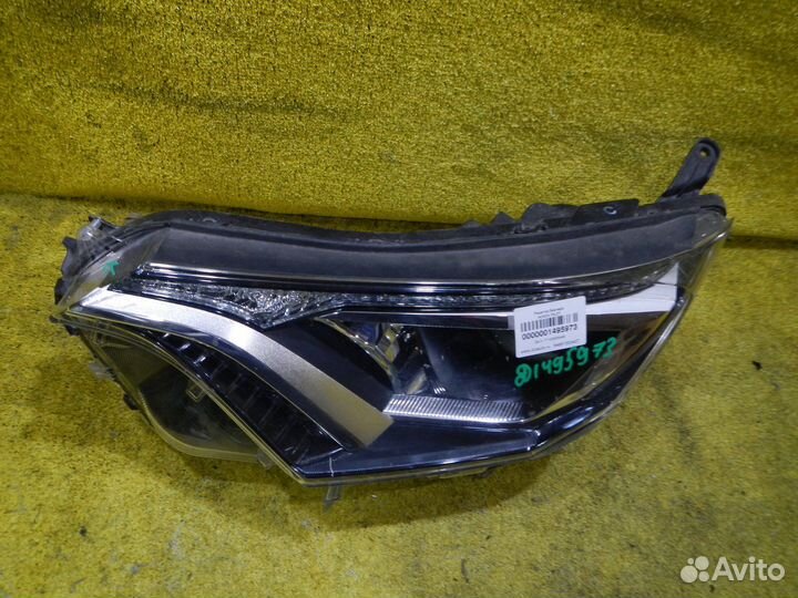 Фара левая Toyota RAV4