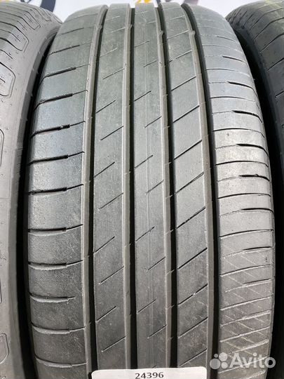 Goodyear EfficientGrip Performance 215/55 R18 100T