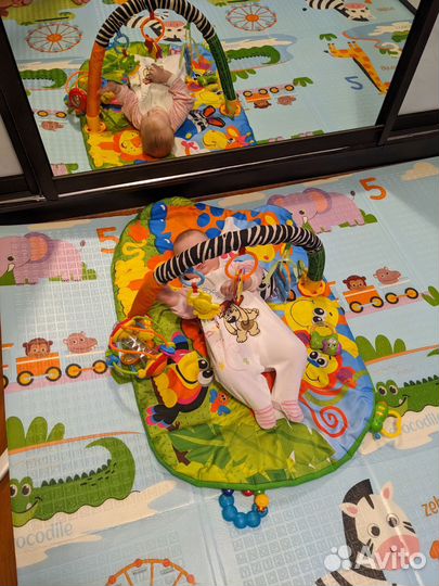 Развивающий коврик